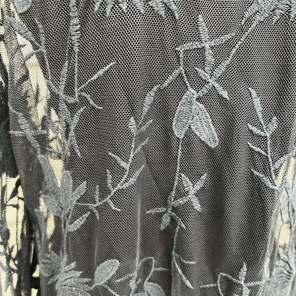 Ya Los Angles women’s size L, lace sheer long sleeve top - Picture 6 of 9